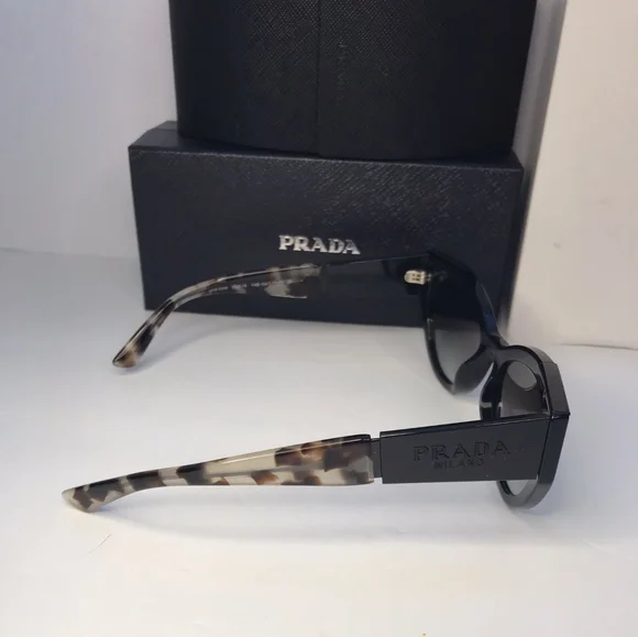 New - ? Original Prada Grey Gradient Cat Eye Ladies Sunglasses PR 03WS 1AB0A7 ? Original Prada Grey Gradient Cat Eye Ladies Sunglasses PR  main image 3